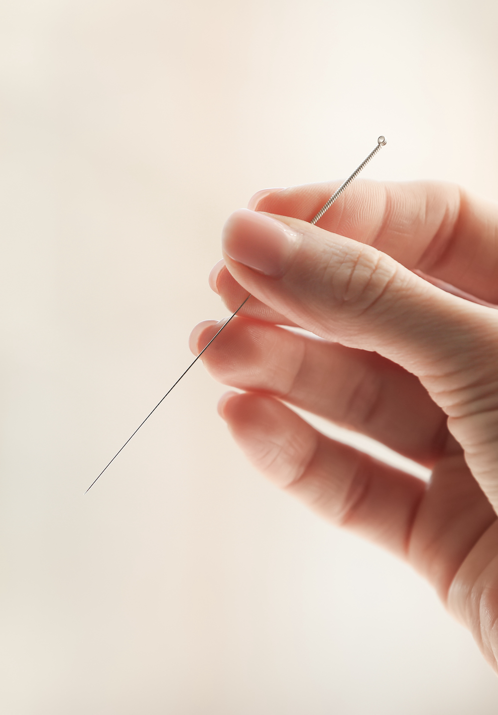 Acupuncture needles. Inserting needles very thin needles - single use, sterile needles.